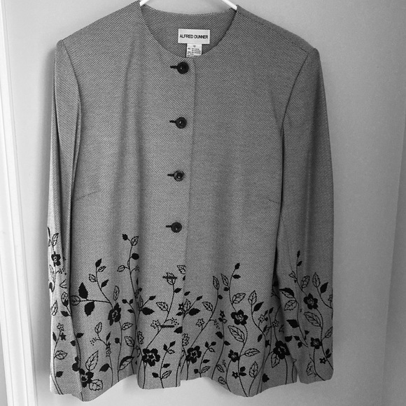 Alfred Dunner Herringbone Blazer - Picture 2 of 5